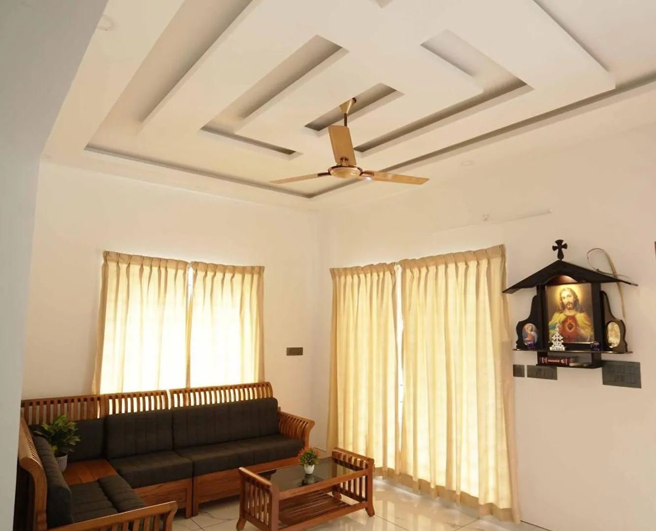 House For Daily Rent In Areeparambu, Kottayam Pambadi 0*,  India